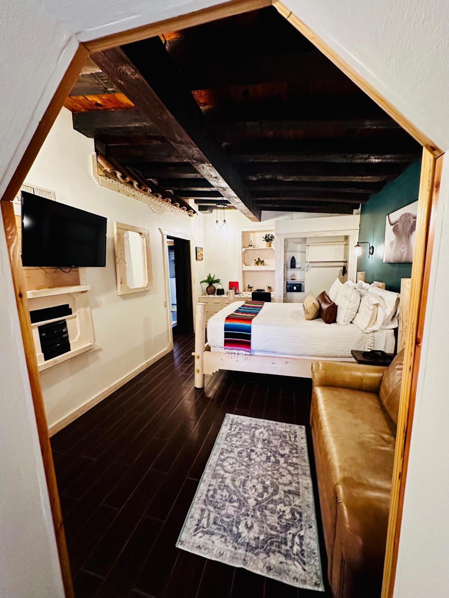 Adobe Rose Boutique Inn 아티지아 외부 사진