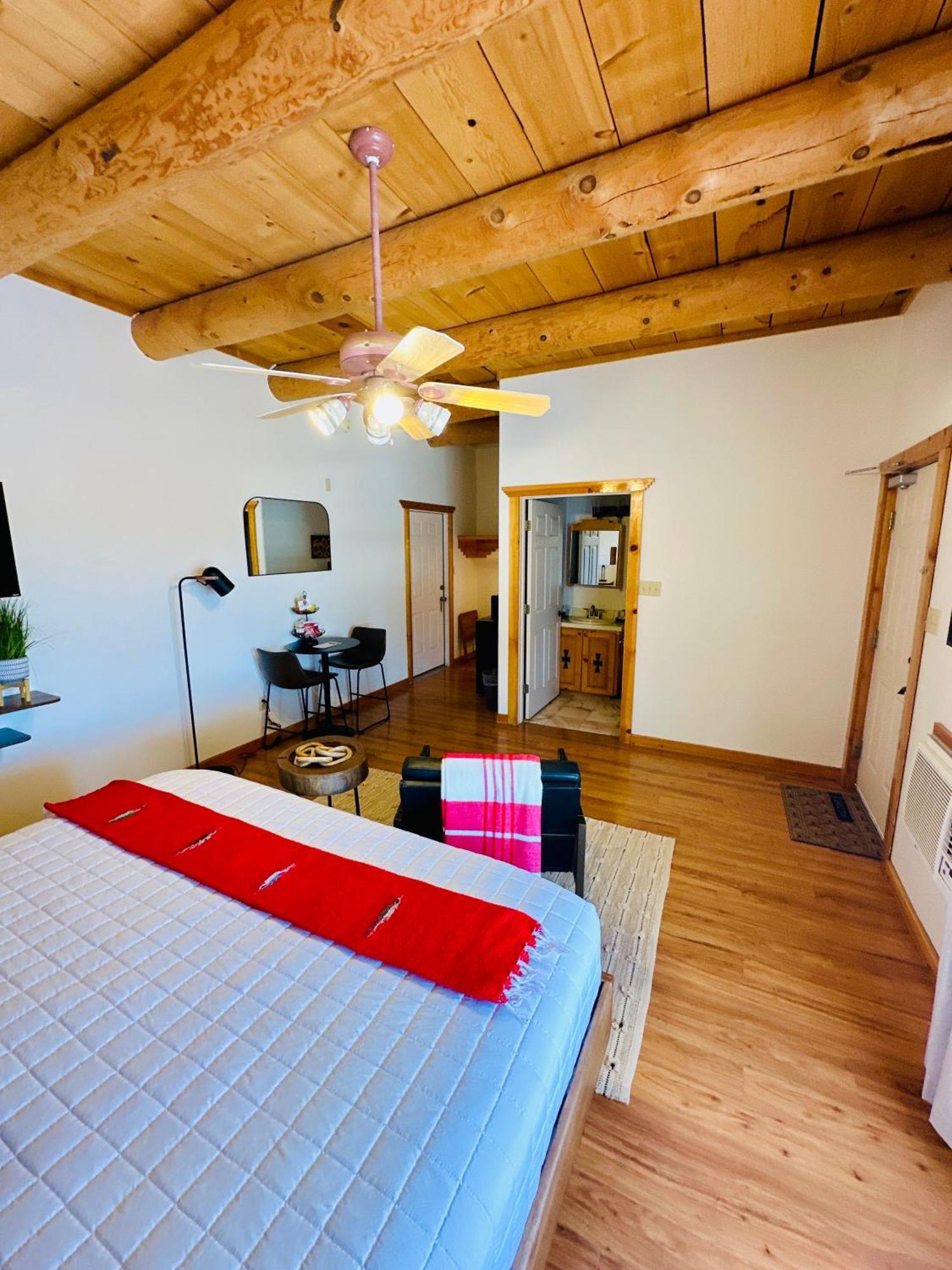 Adobe Rose Boutique Inn 아티지아 외부 사진
