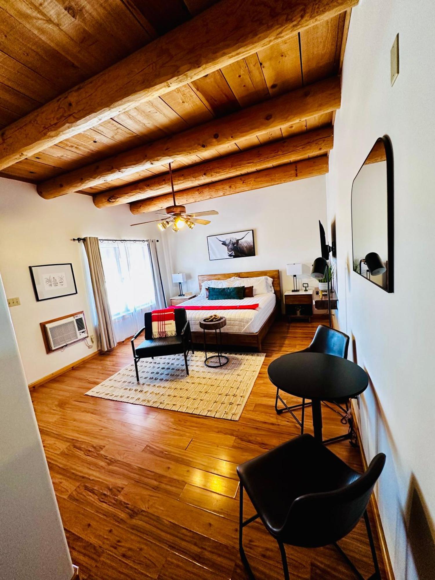 Adobe Rose Boutique Inn 아티지아 외부 사진